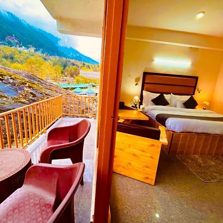 Hotel Beas River Retreat - A Riverside Hotel With Balcony Manāli Екстериор снимка