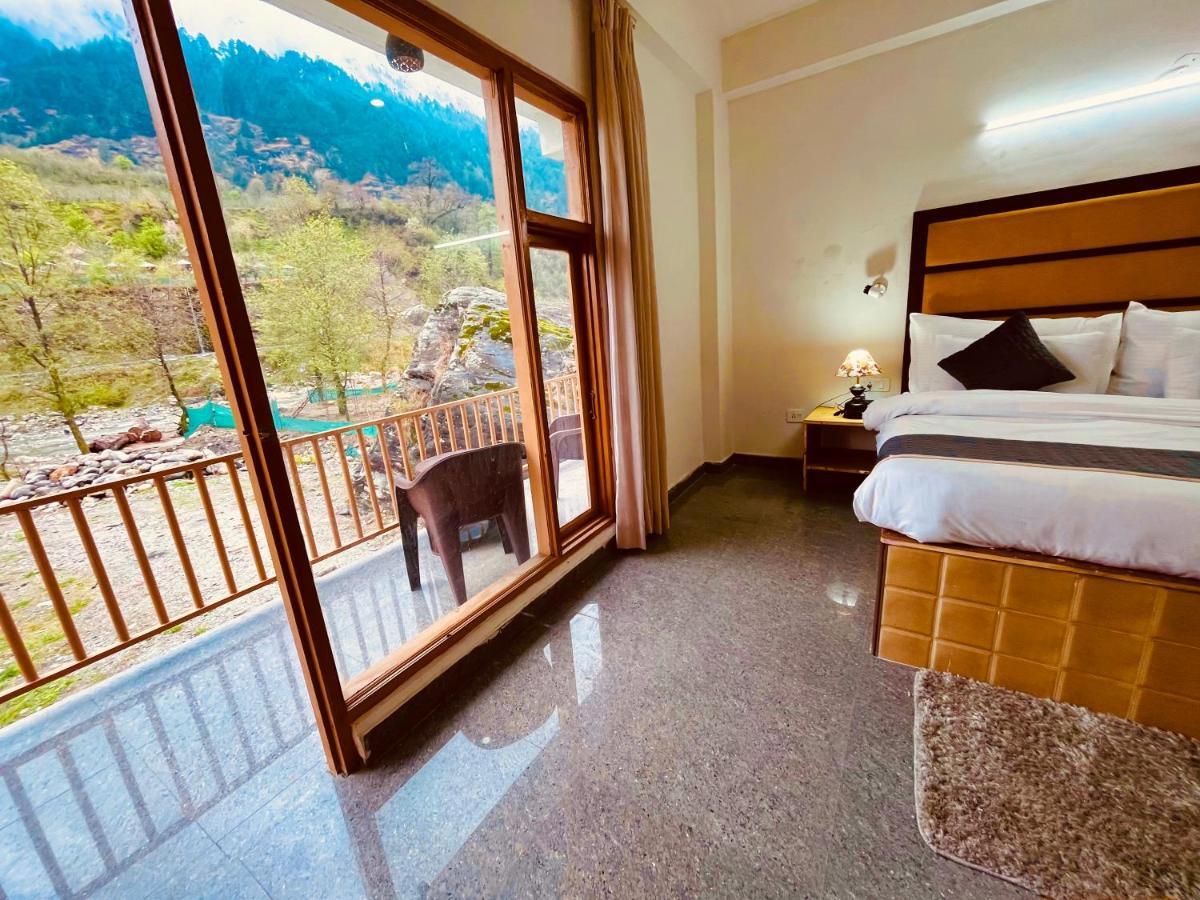 Hotel Beas River Retreat - A Riverside Hotel With Balcony Manāli Екстериор снимка