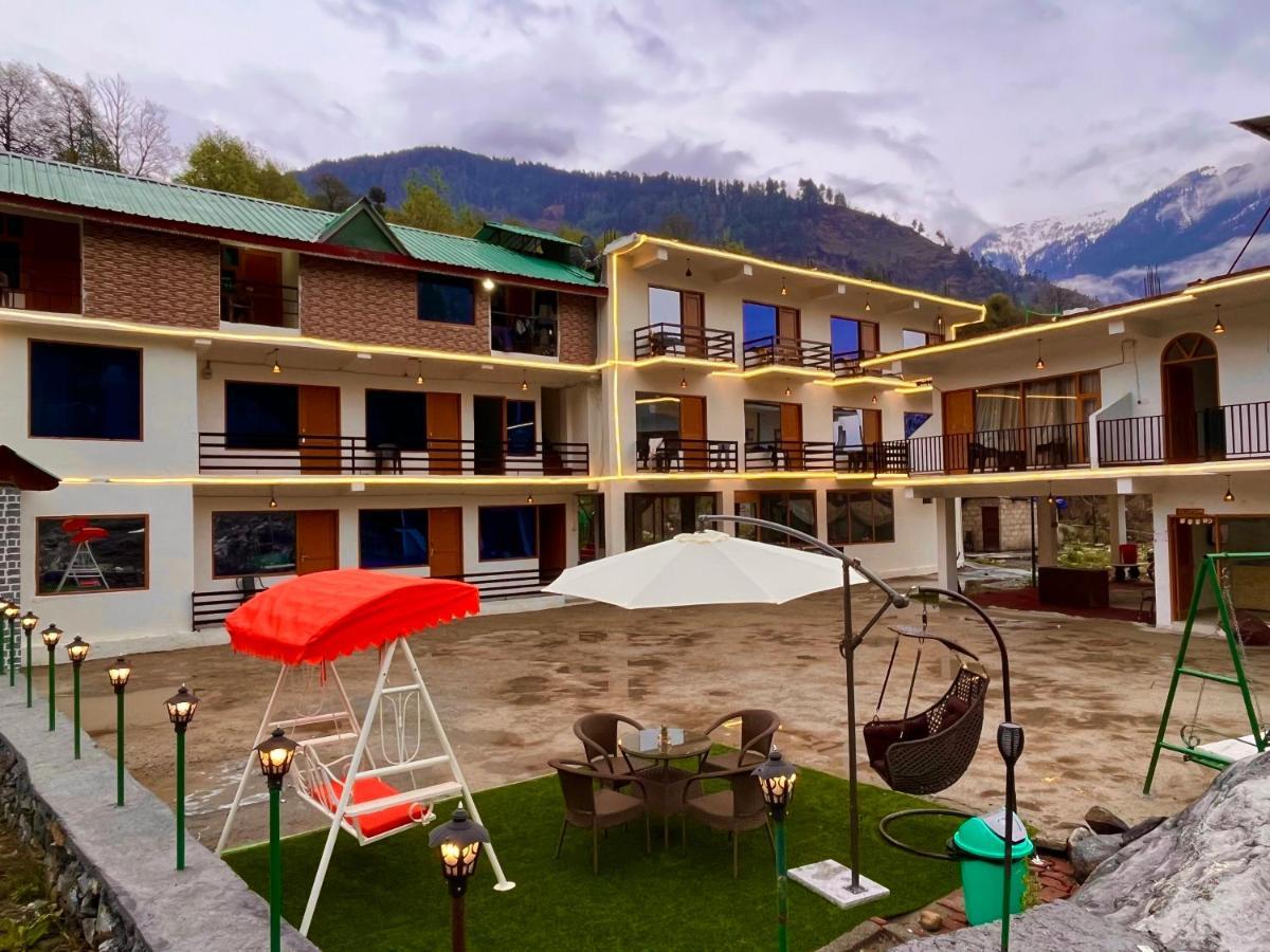 Hotel Beas River Retreat - A Riverside Hotel With Balcony Manāli Екстериор снимка