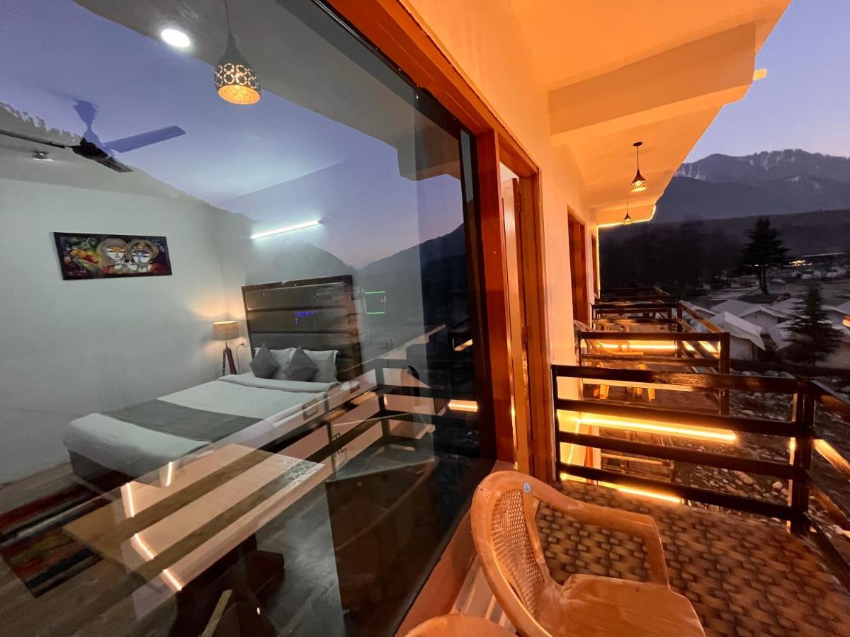 Hotel Beas River Retreat - A Riverside Hotel With Balcony Manāli Екстериор снимка