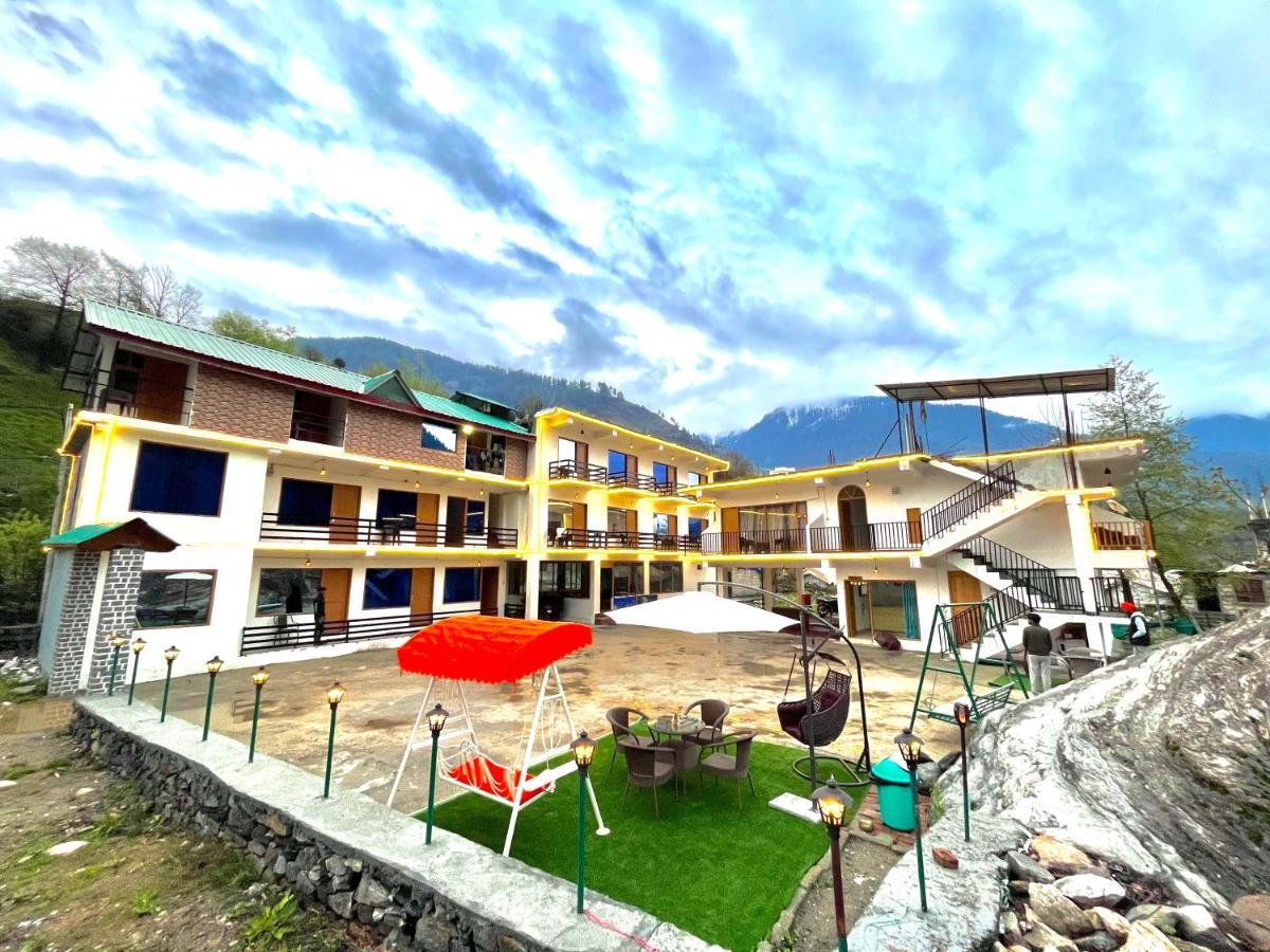 Hotel Beas River Retreat - A Riverside Hotel With Balcony Manāli Екстериор снимка