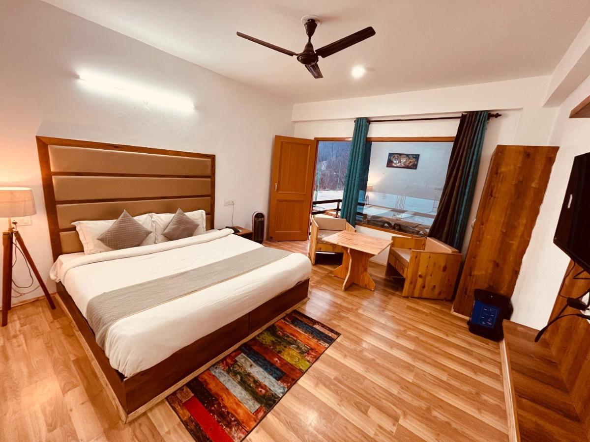 Hotel Beas River Retreat - A Riverside Hotel With Balcony Manāli Екстериор снимка